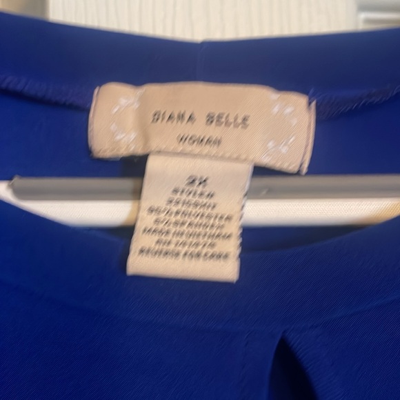 Top - Picture 3 of 3